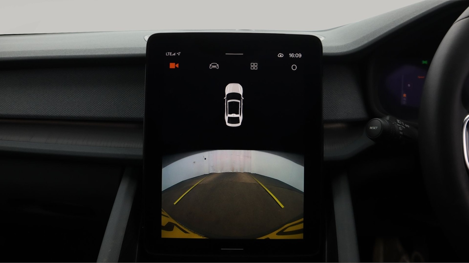 Used Polestar Polestar 2 2023 for sale - 77610194: Photo 25