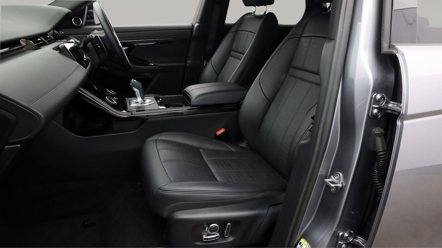 Used Land Rover Range Rover Evoque 2023 for sale - 77669265: Photo 14