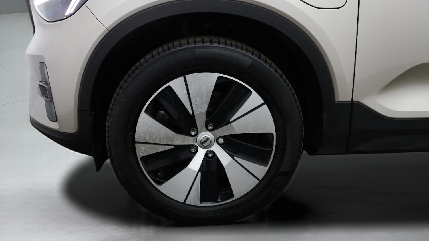 Used Volvo XC40 2023 for sale - 76336088: Photo 19