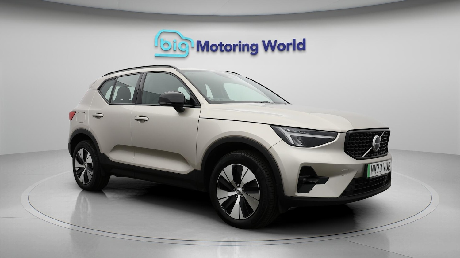 Used Volvo XC40 2023 for sale - 76336088: Photo 2