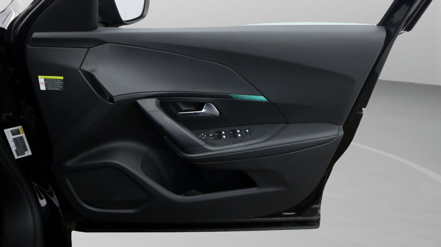 Used Peugeot 2008 2021 for sale - 77915805: Photo 15