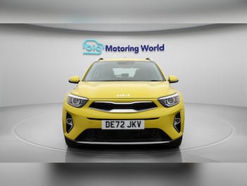 Used Kia Stonic 2022 for sale - 76432607: Photo