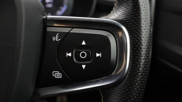 Used Volvo XC40 2021 for sale - 76246864: Photo 25