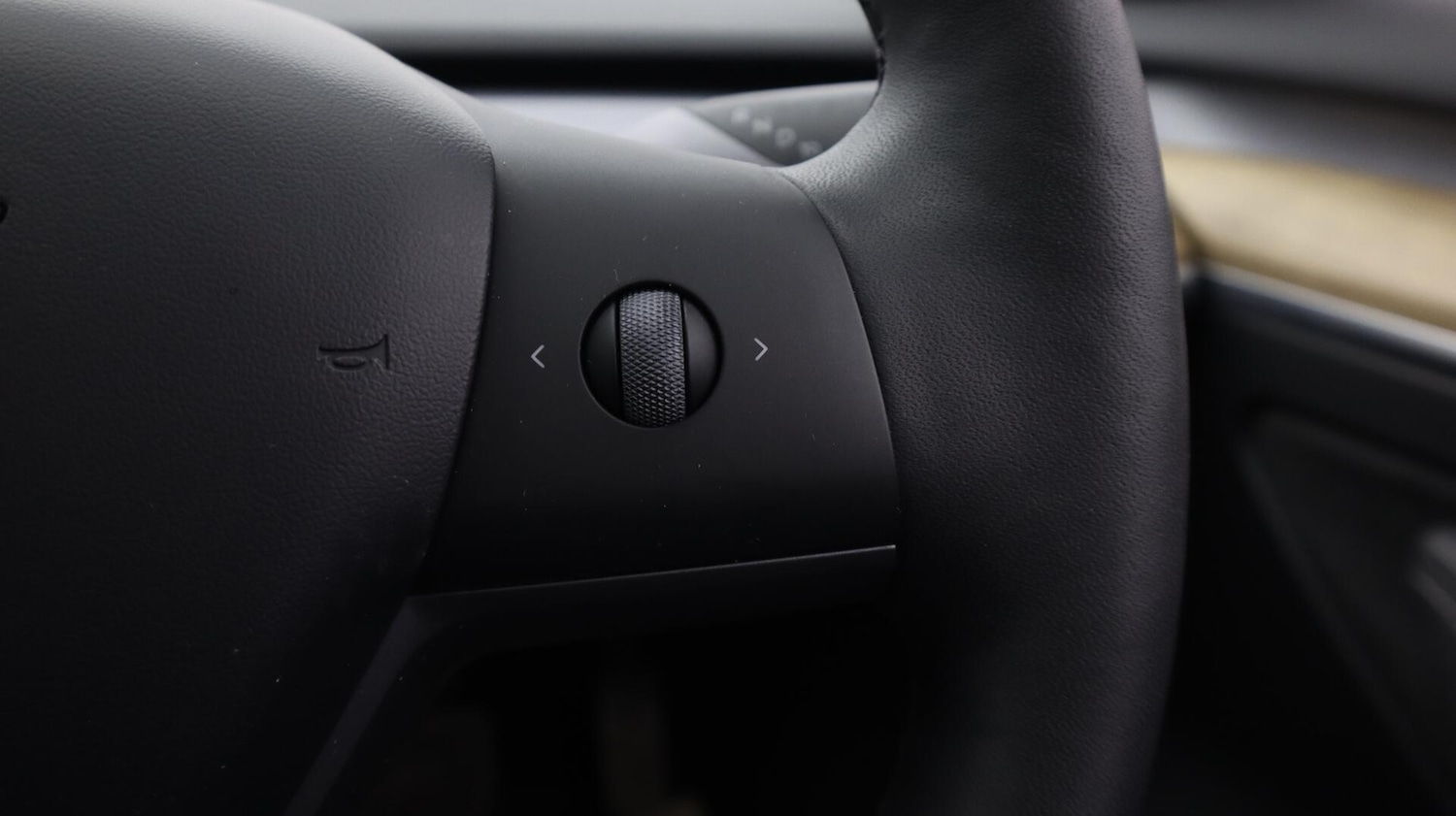 Used Tesla Model 3 2021 for sale - 76592490: Photo 25