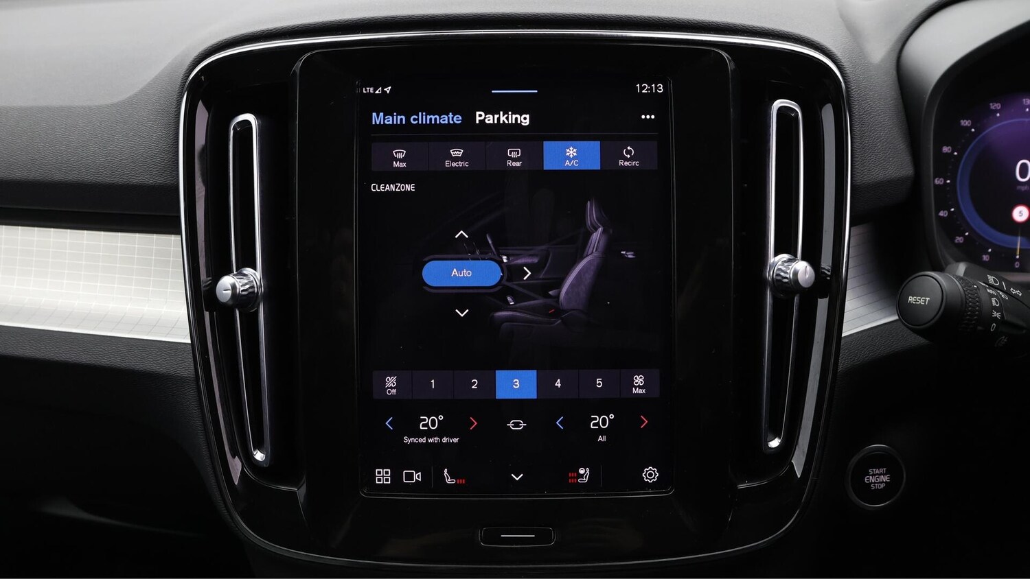 Used Volvo XC40 2023 for sale - 76190006: Photo 13