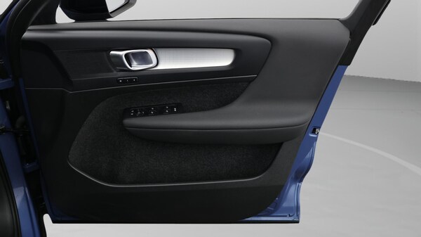 Used Volvo XC40 2023 for sale - 76190006: Photo 16