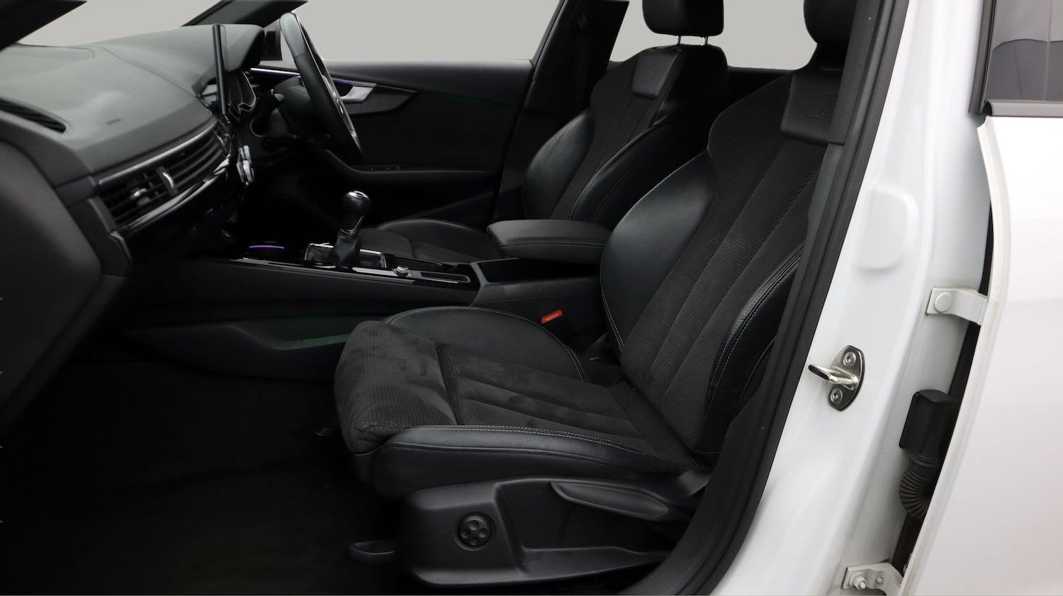 Used Audi A4 2021 for sale - 77750177: Photo 14