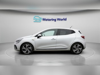 Used Renault Clio 2021 for sale - 79176943: Photo