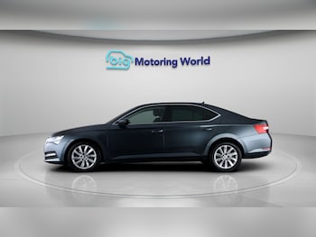 Used Skoda Superb 2019 for sale - 77563142: Photo