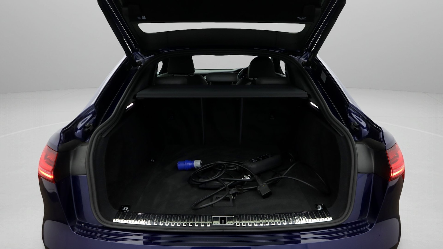 Used Audi e-tron 2022 for sale - 77746130: Photo 17