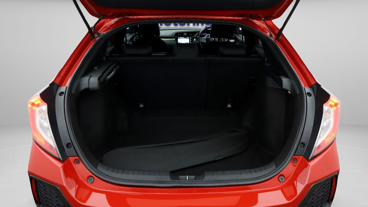 Used Honda Civic 2019 for sale - 77493250: Photo 17