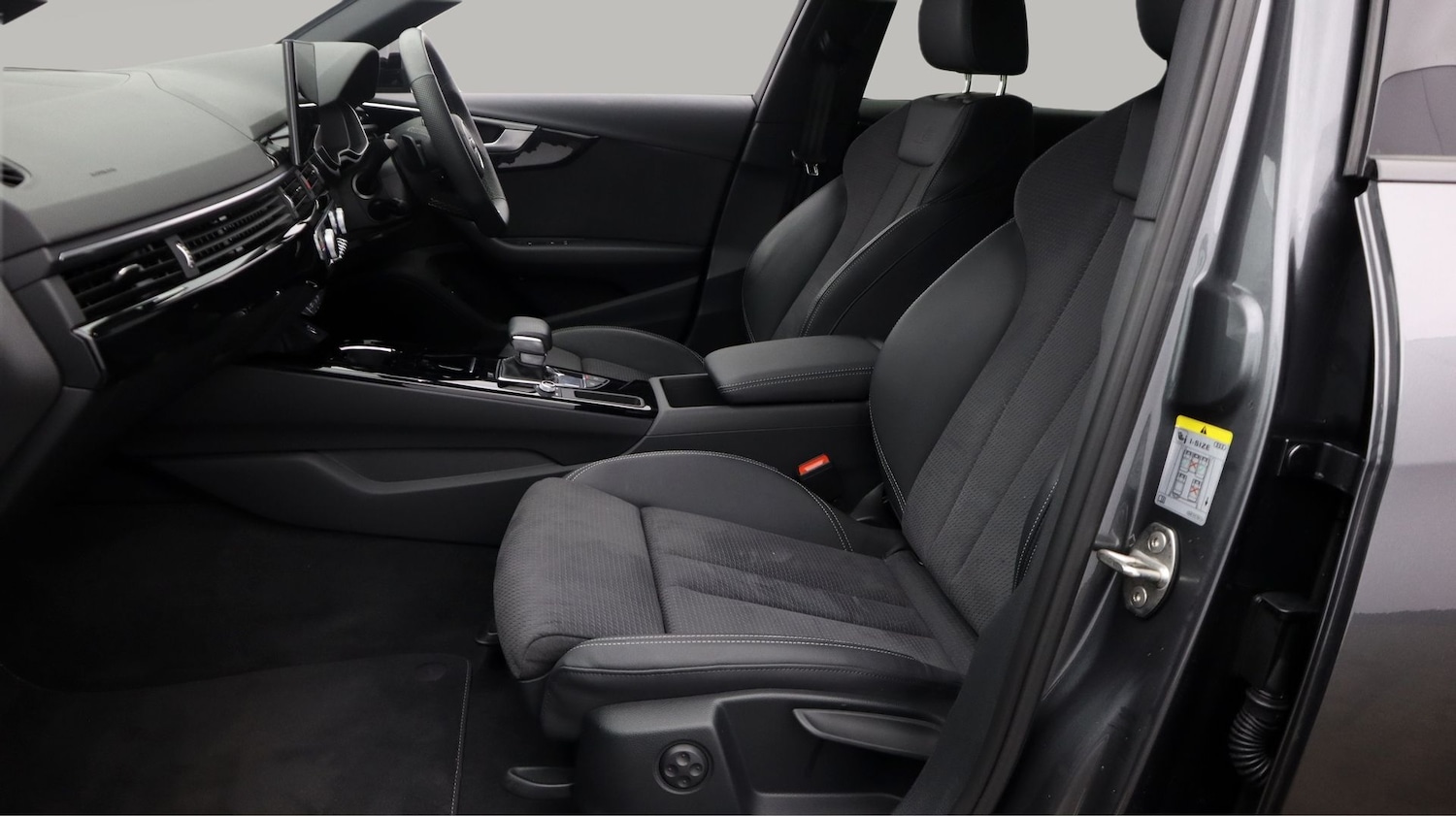 Used Audi A4 2023 for sale - 77181478: Photo 14