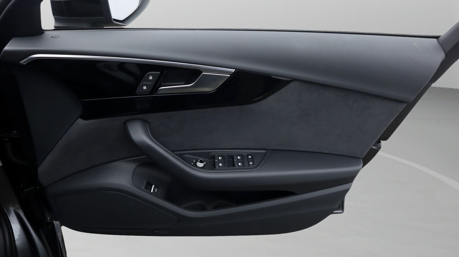 Used Audi A4 2023 for sale - 77181478: Photo 15