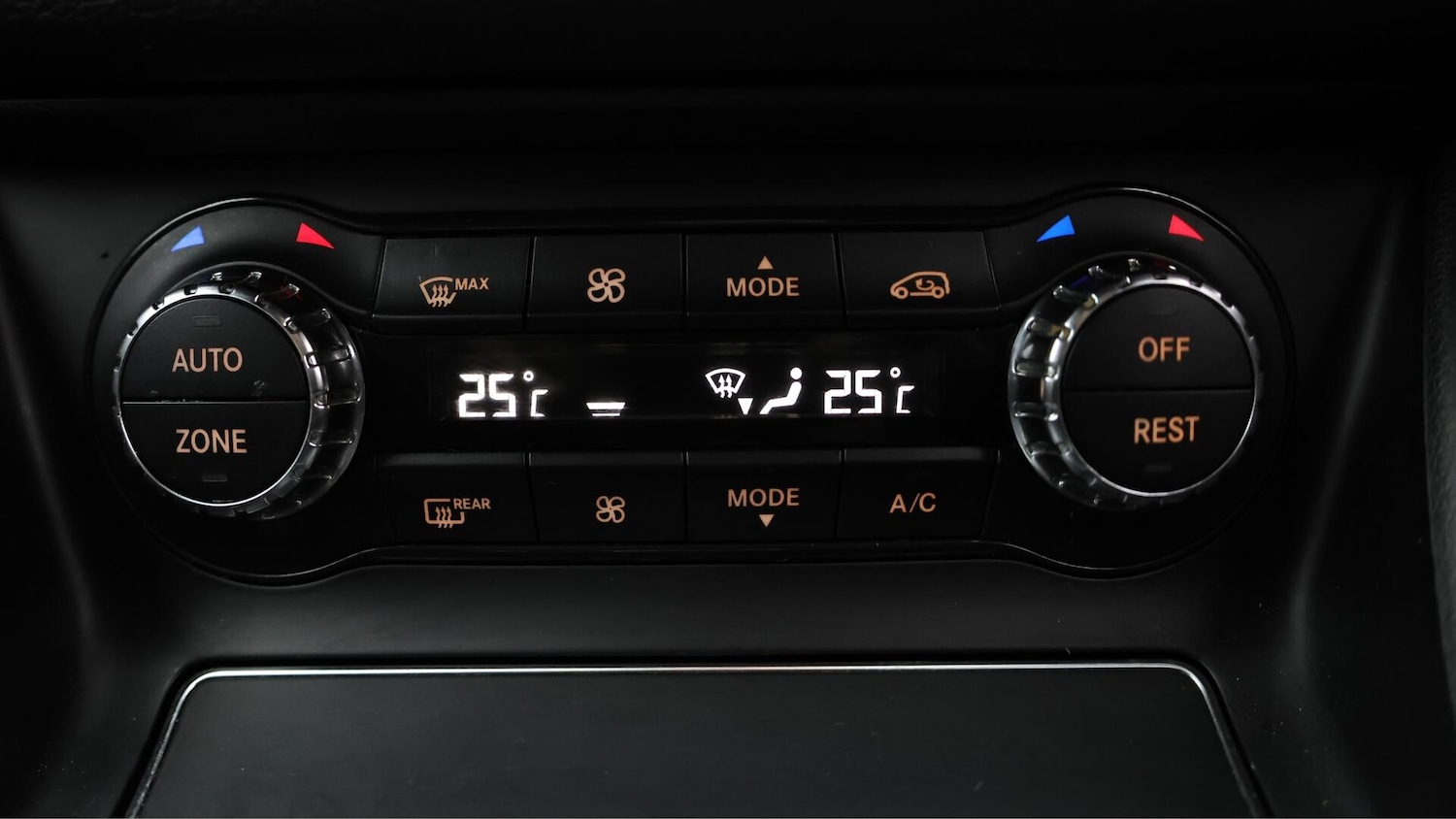 Used Mercedes-Benz CLA 2019 for sale - 76432308: Photo 13