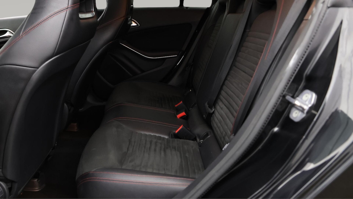 Used Mercedes-Benz CLA 2019 for sale - 76432308: Photo 17