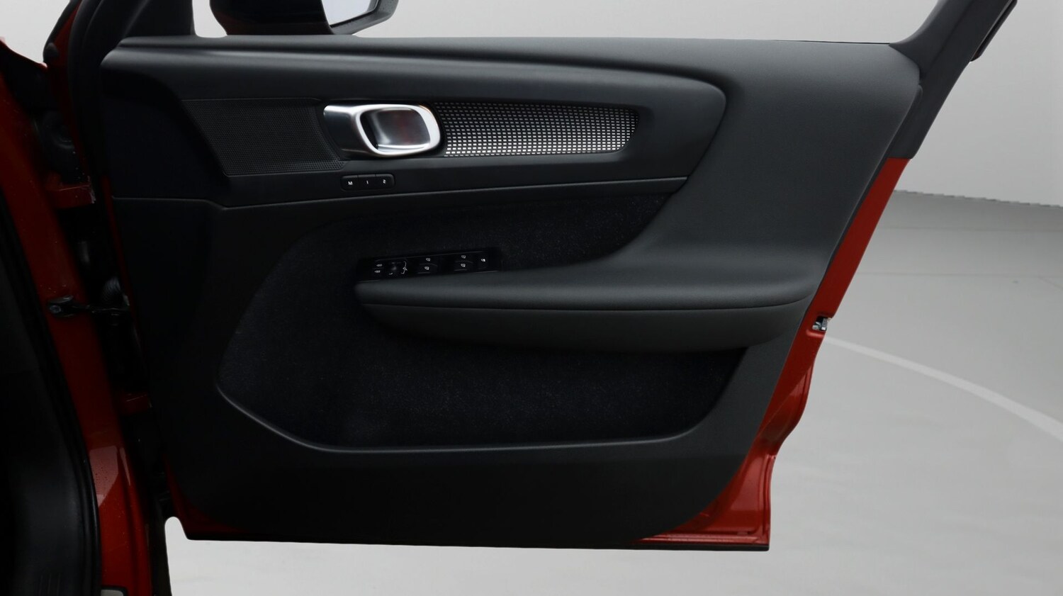 Used Volvo XC40 for sale - 77846610: Photo 15