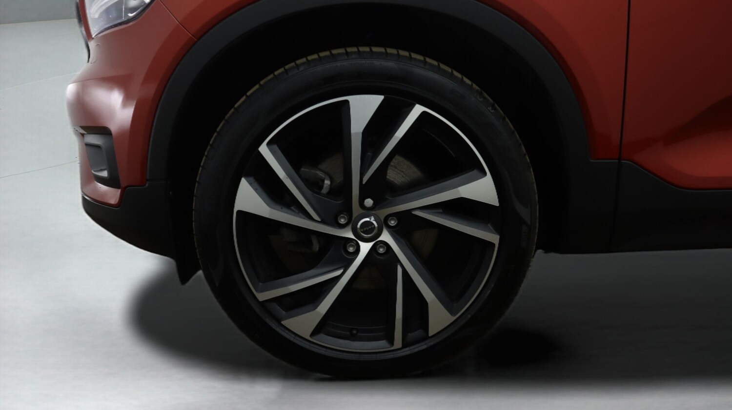 Used Volvo XC40 for sale - 77846610: Photo 18