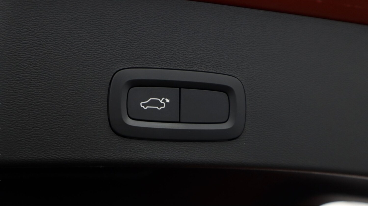 Used Volvo XC40 for sale - 77846610: Photo 20