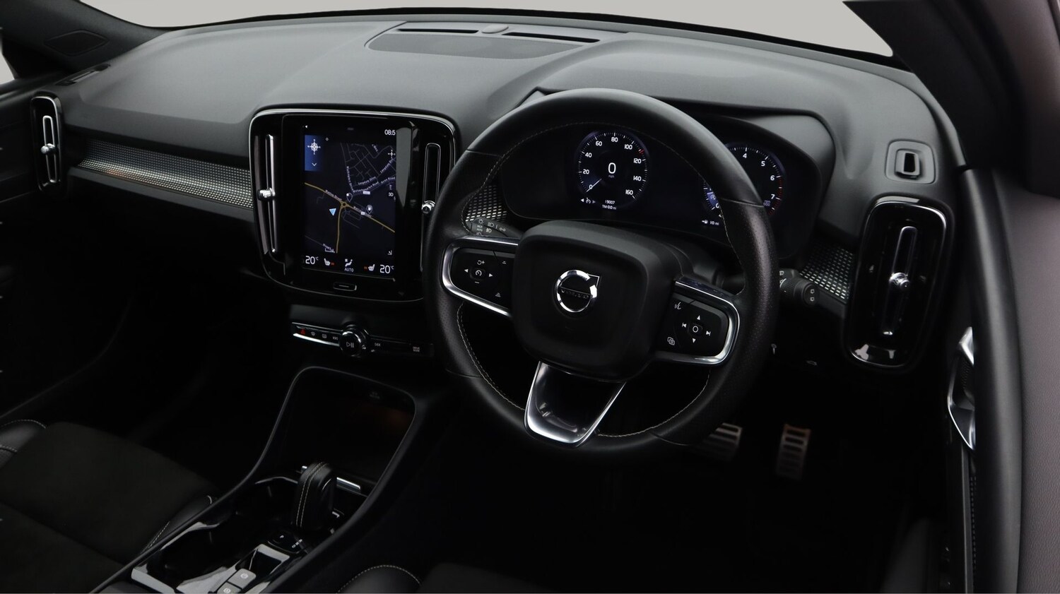 Used Volvo XC40 for sale - 77846610: Photo 9