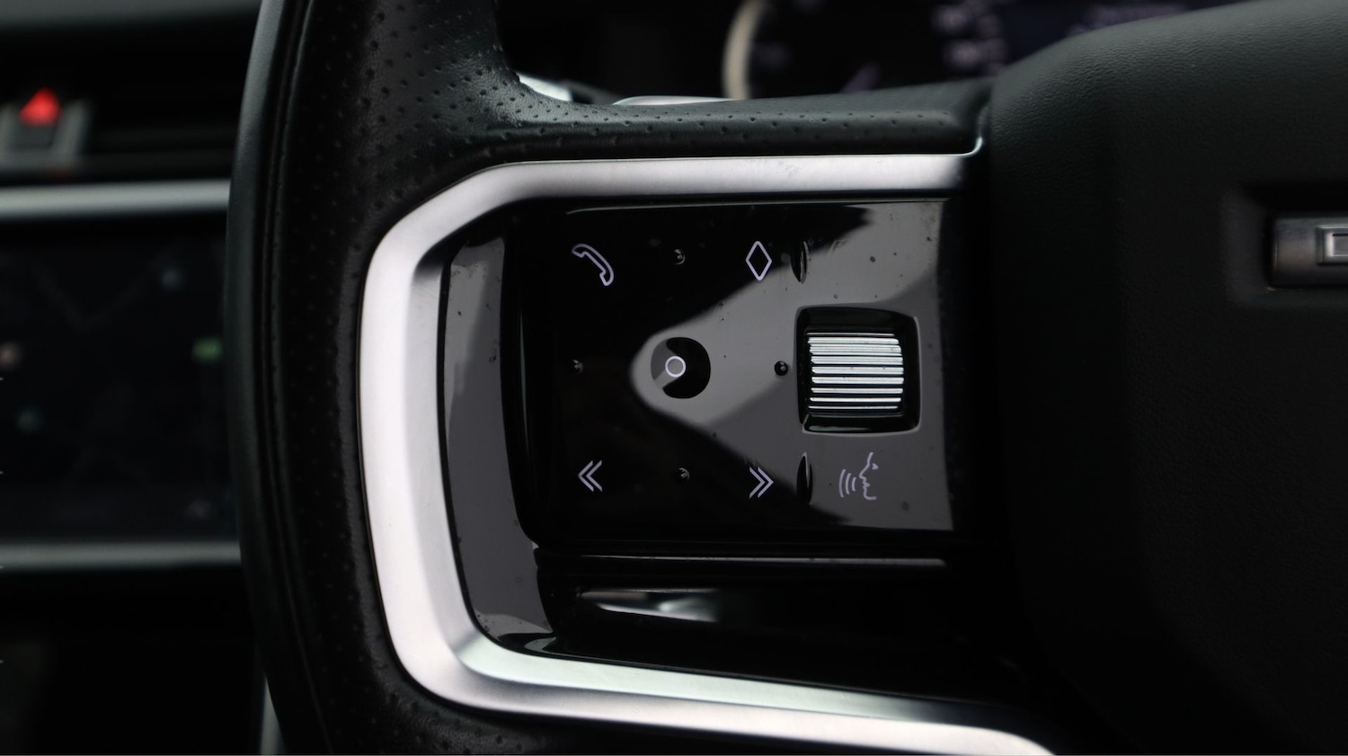 Used Land Rover Discovery Sport 2022 for sale - 78186243: Photo 24