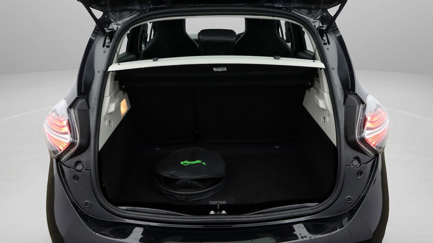 Used Renault Zoe 2024 for sale - 77293922: Photo 17