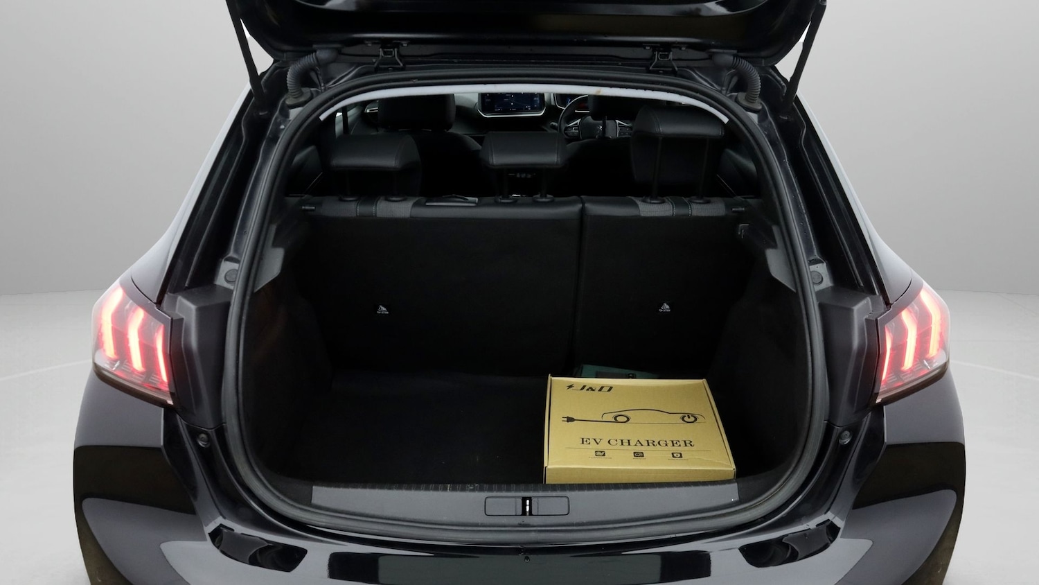 Used Peugeot 208 2022 for sale - 77764299: Photo 17