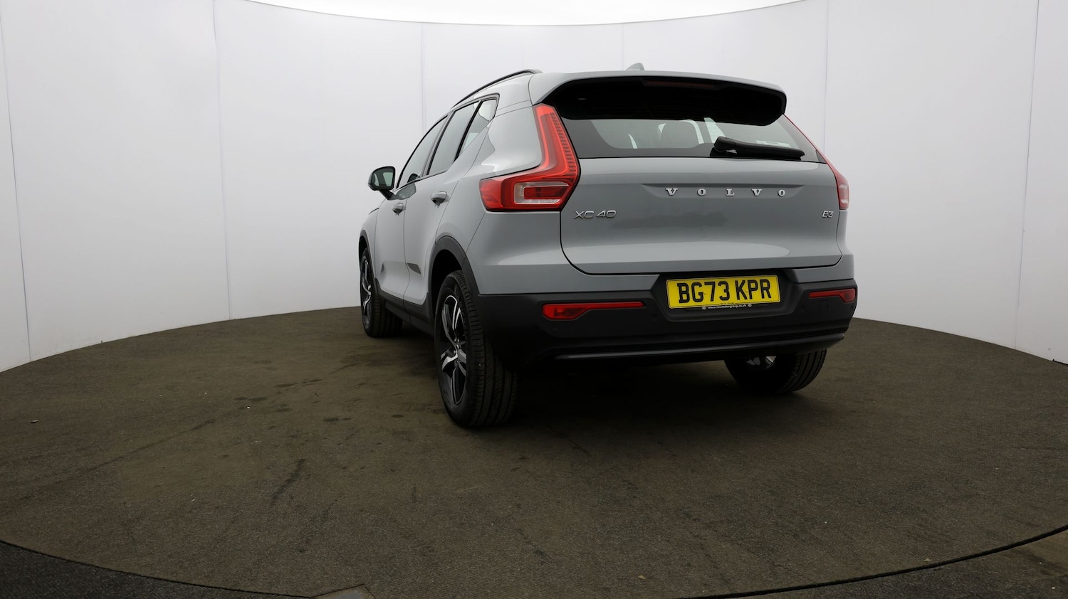 Used Volvo XC40 2023 for sale - 76809514: Photo 28