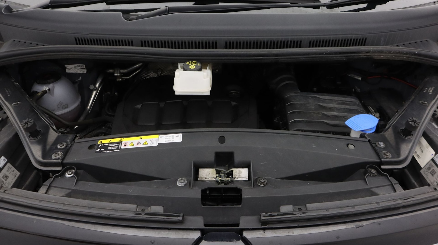 Used Volkswagen Multivan for sale - 77497691: Photo 19