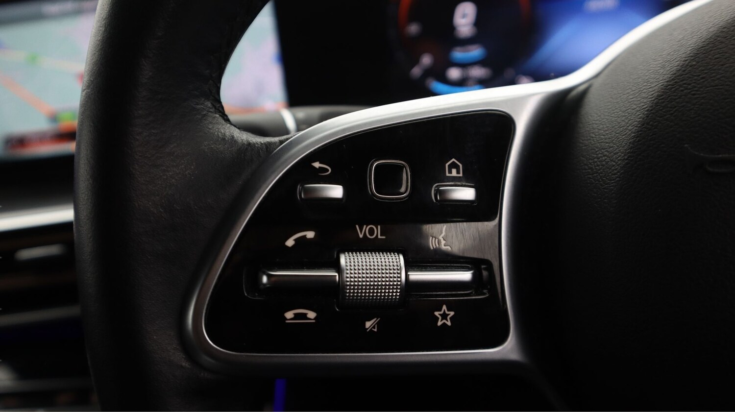 Used Mercedes-Benz EQC 2021 for sale - 77854921: Photo 21