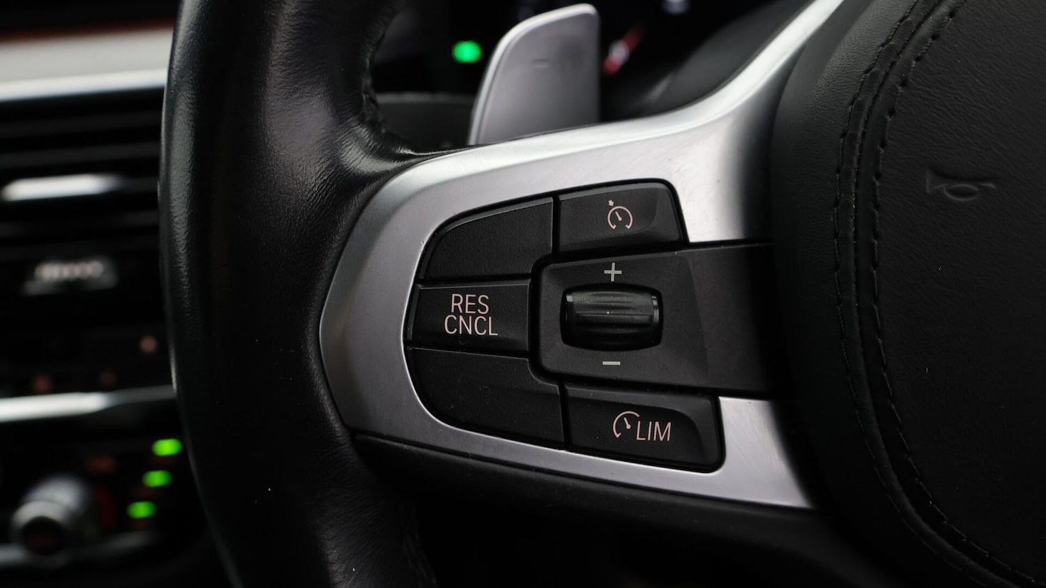 Used BMW 5 Series 2019 for sale - 76072443: Photo 25