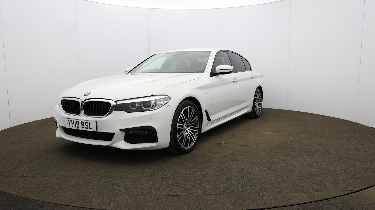 Used BMW 5 Series 2019 for sale - 76072443: Photo 43
