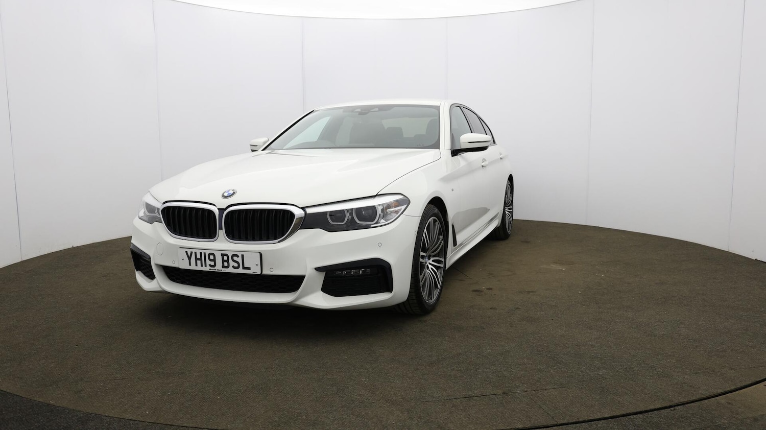 Used BMW 5 Series 2019 for sale - 76072443: Photo 44