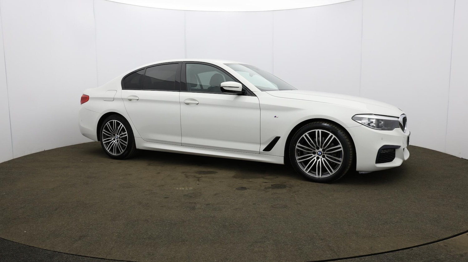 Used BMW 5 Series 2019 for sale - 76072443: Photo 54