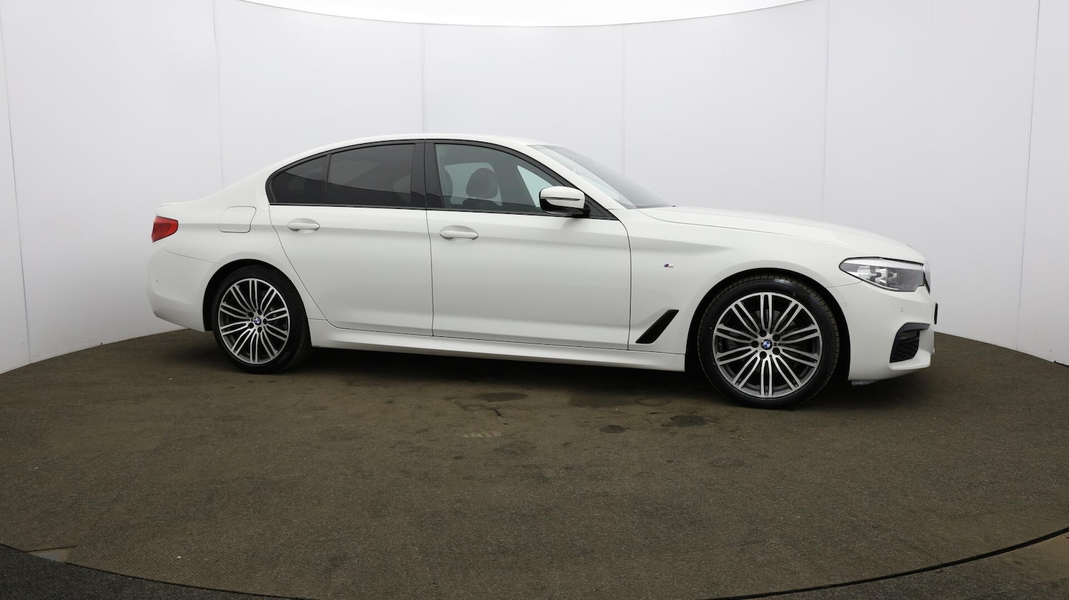 Used BMW 5 Series 2019 for sale - 76072443: Photo 55