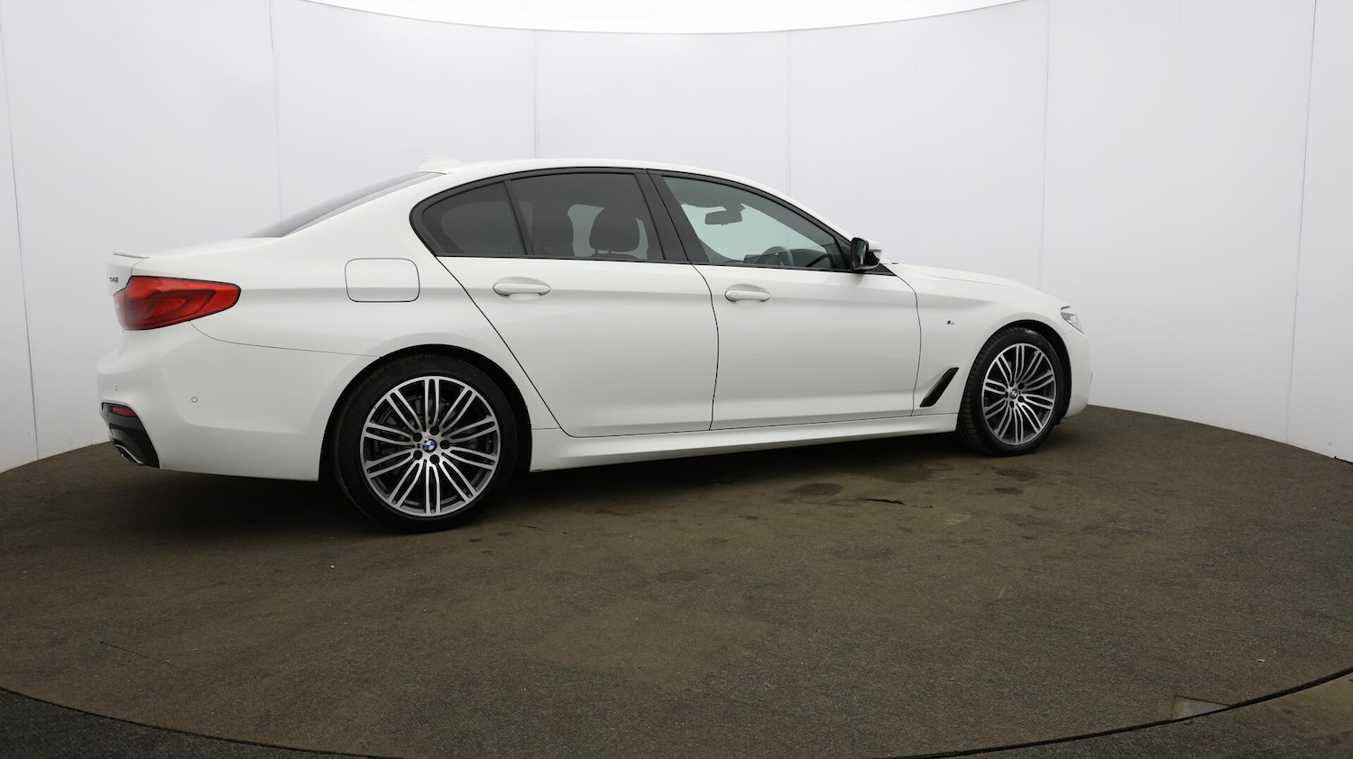 Used BMW 5 Series 2019 for sale - 76072443: Photo 61