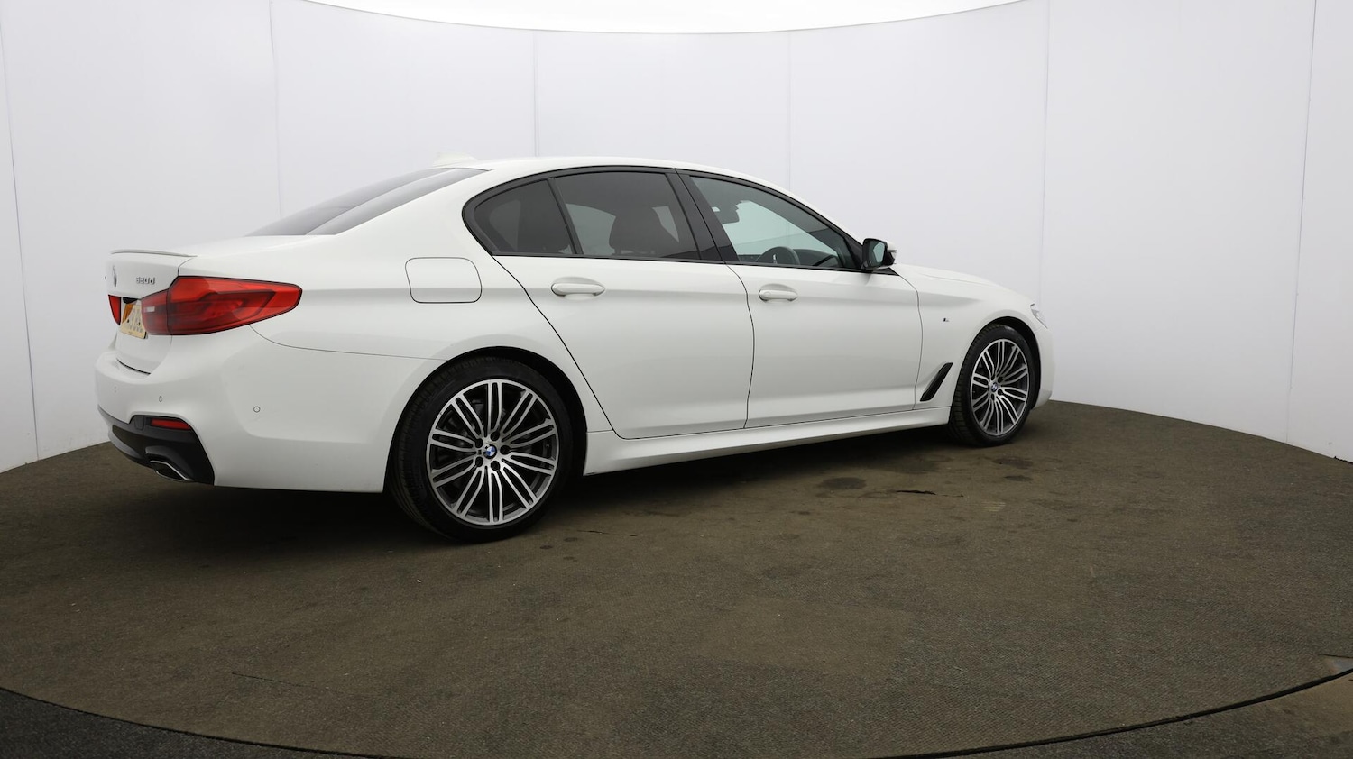 Used BMW 5 Series 2019 for sale - 76072443: Photo 62
