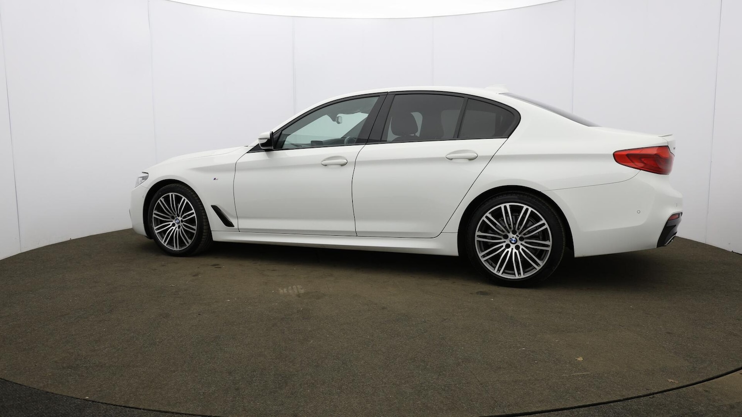Used BMW 5 Series 2019 for sale - 76072443: Photo 72