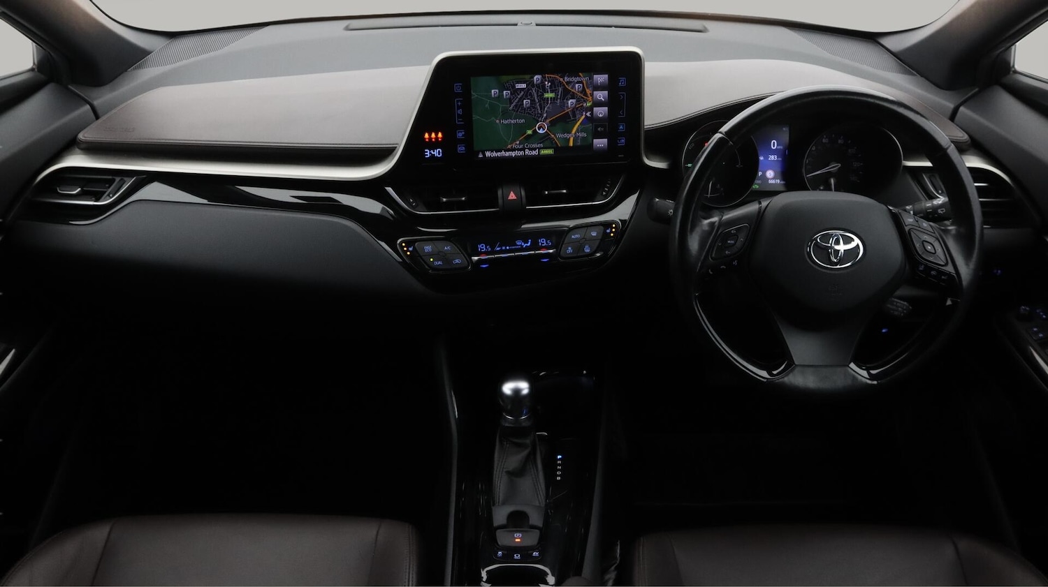 Used Toyota C-HR 2018 for sale - 76572018: Photo 14