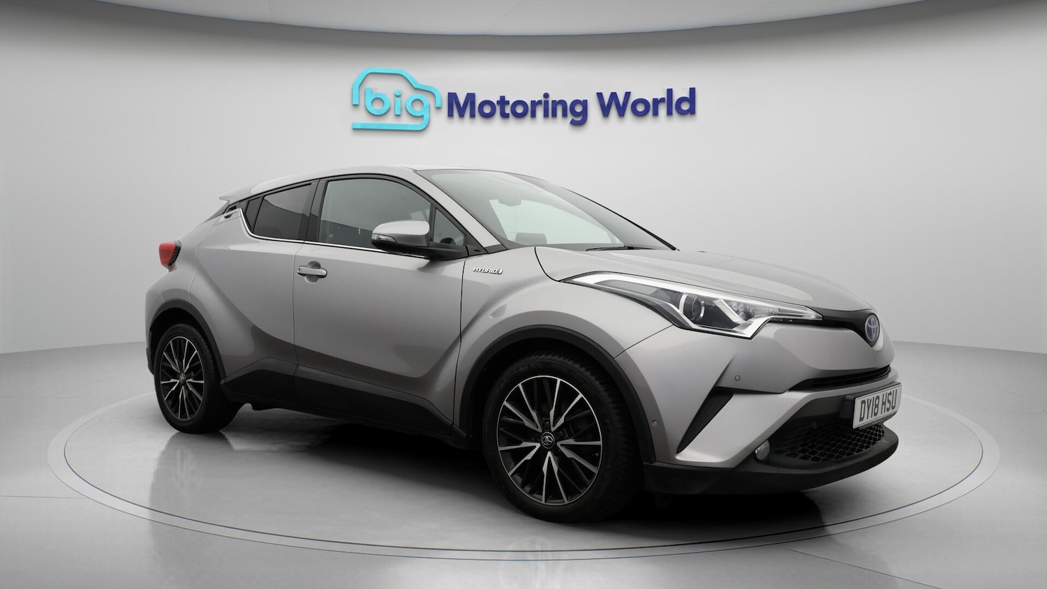 Used Toyota C-HR 2018 for sale - 76572018: Photo 2