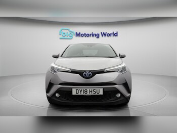 Used Toyota C-HR 2018 for sale - 76572018: Photo