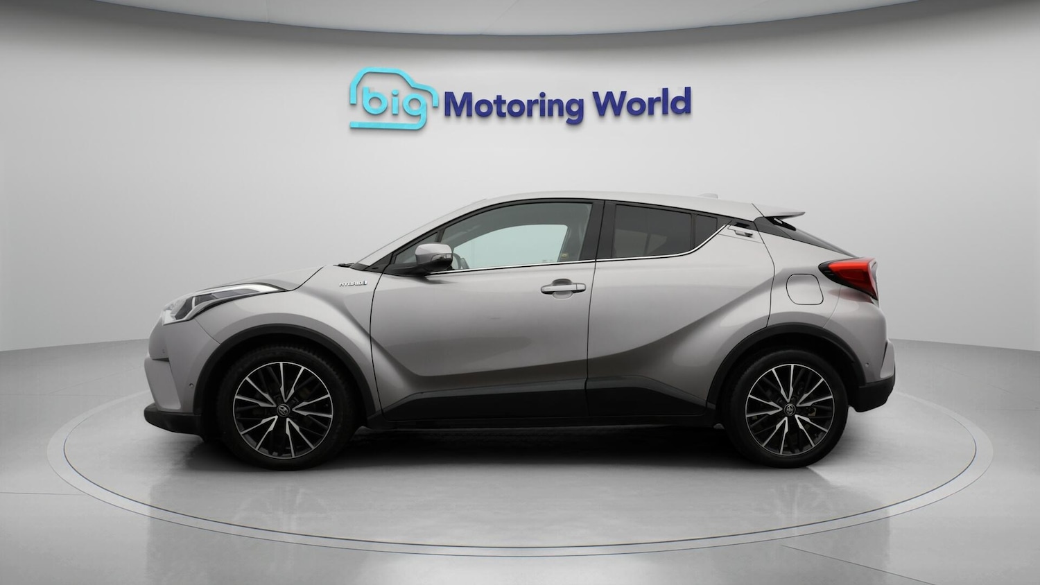 Used Toyota C-HR 2018 for sale - 76572018: Photo 5
