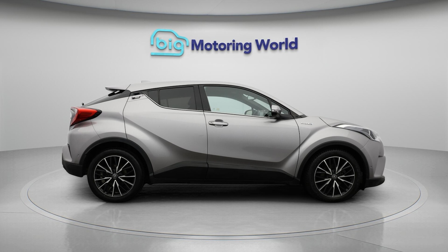 Used Toyota C-HR 2018 for sale - 76572018: Photo 9
