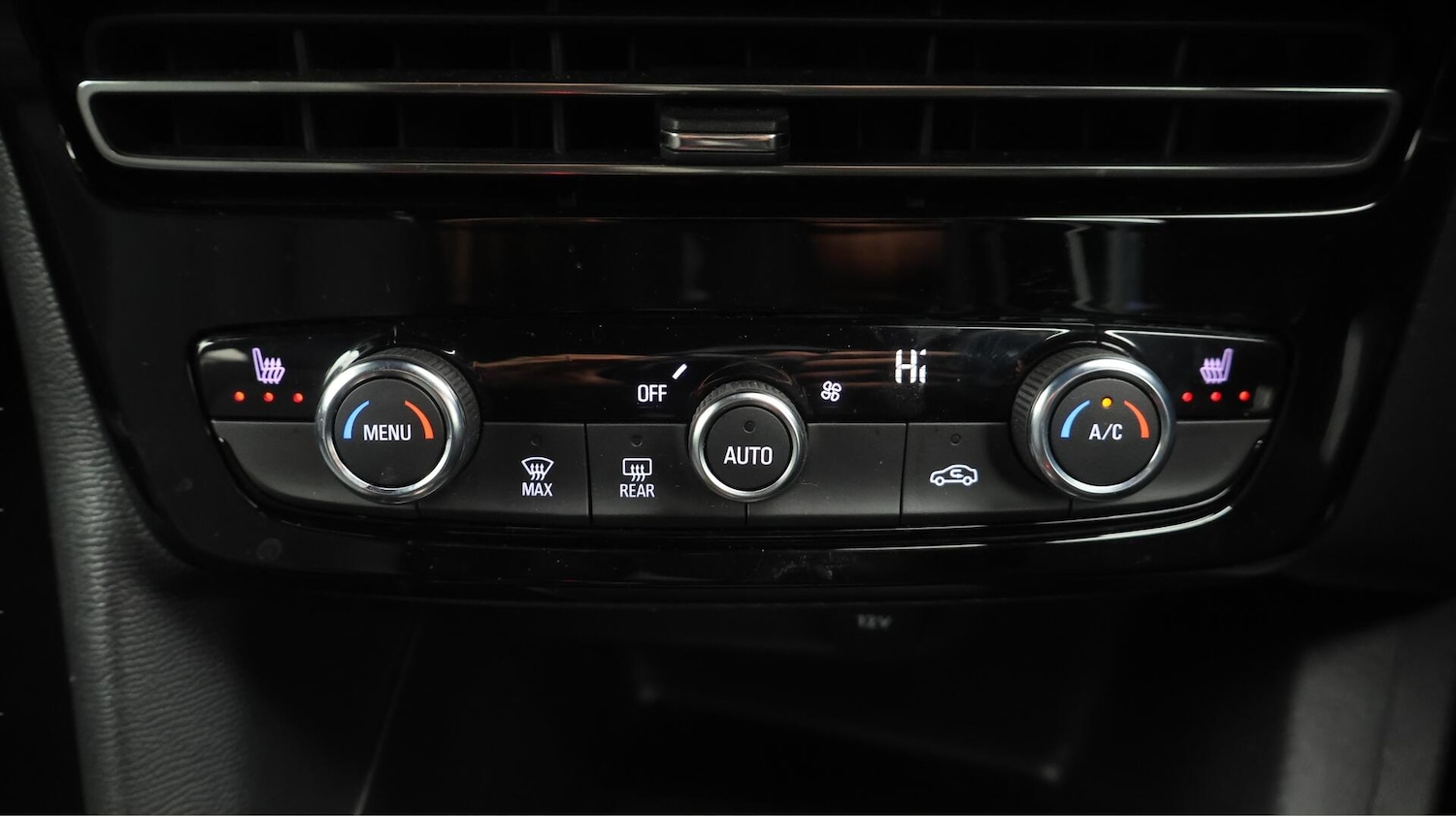 Used Vauxhall Mokka Electric 2022 for sale - 76633708: Photo 13