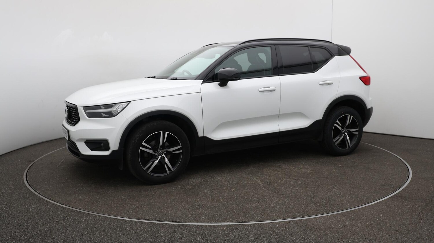 Used Volvo XC40 2020 for sale - 76269597: Photo 68