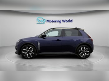Used Renault 5 E-Tech electric 2025 for sale - 79177737: Photo