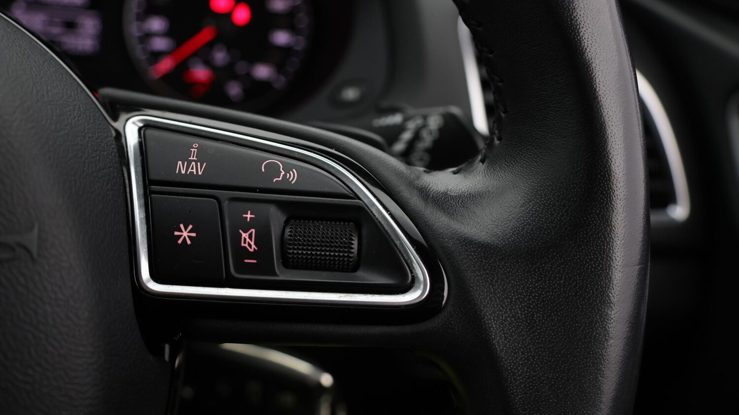 Used Audi Q3 2018 for sale - 76561813: Photo 24