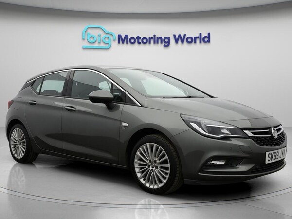 Used Vauxhall Astra 2019 for sale - 76042066: Photo 1