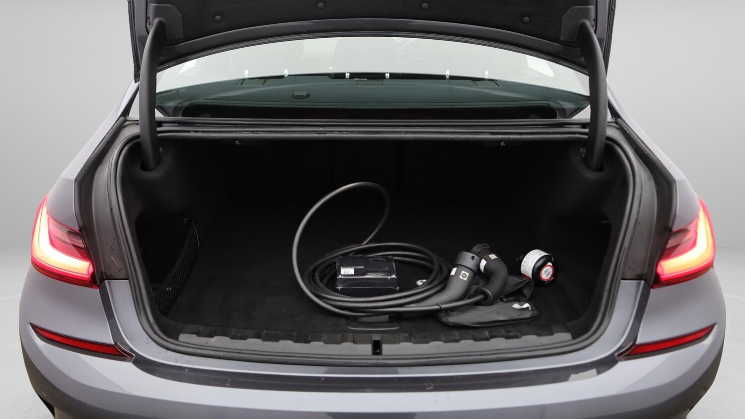 Used BMW 3 Series 2019 for sale - 76573328: Photo 18