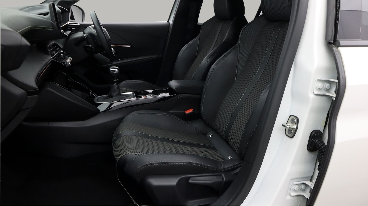 Used Peugeot 208 2022 for sale - 77718539: Photo 14