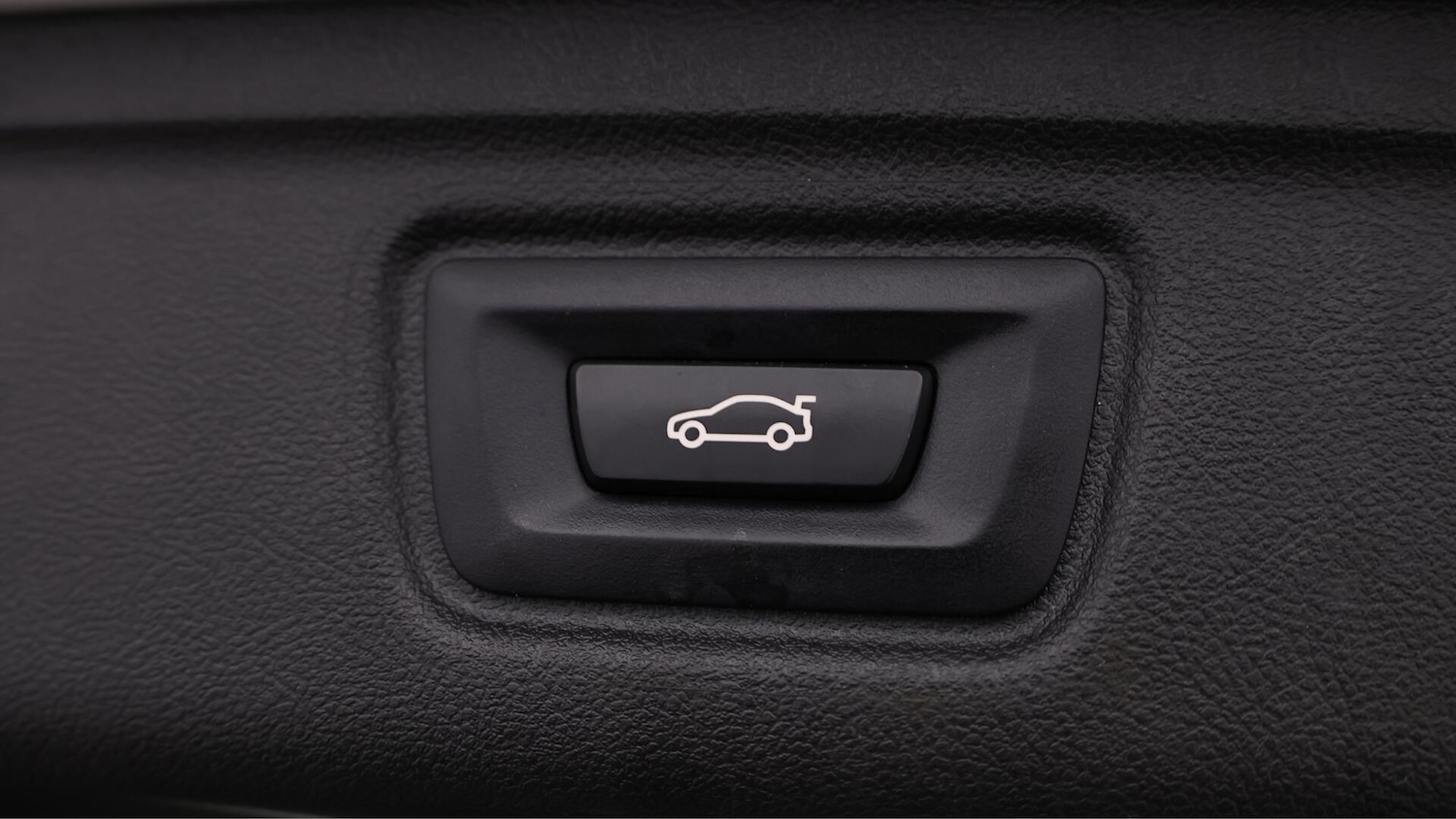 Used BMW 3 Series 2022 for sale - 75915922: Photo 24